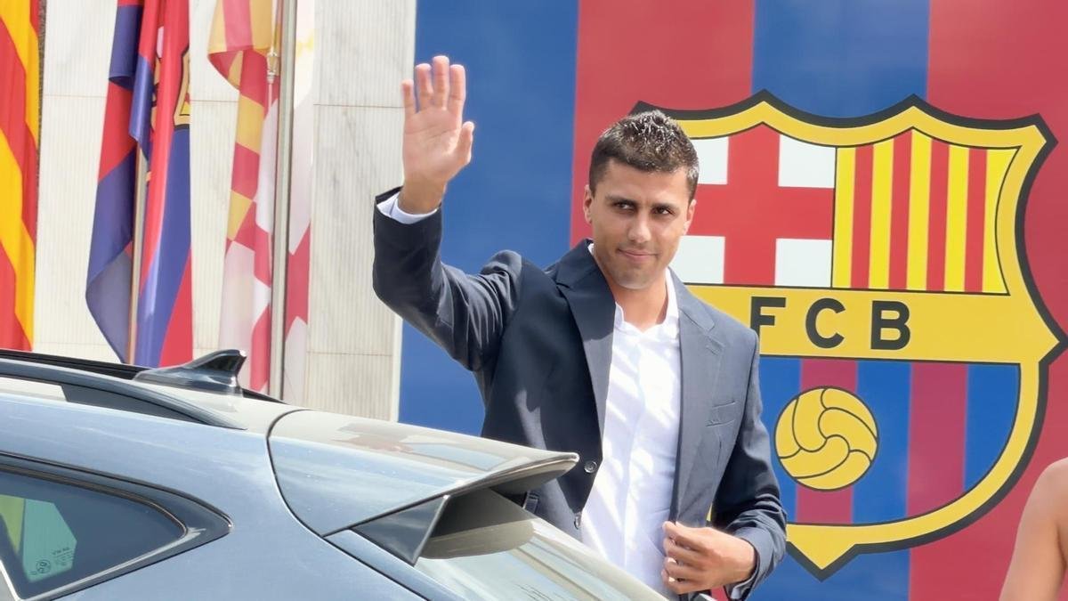 صحافة ريال مدريد: رودري يعاني من "الديسك"  ..  وإصابته مزمنة