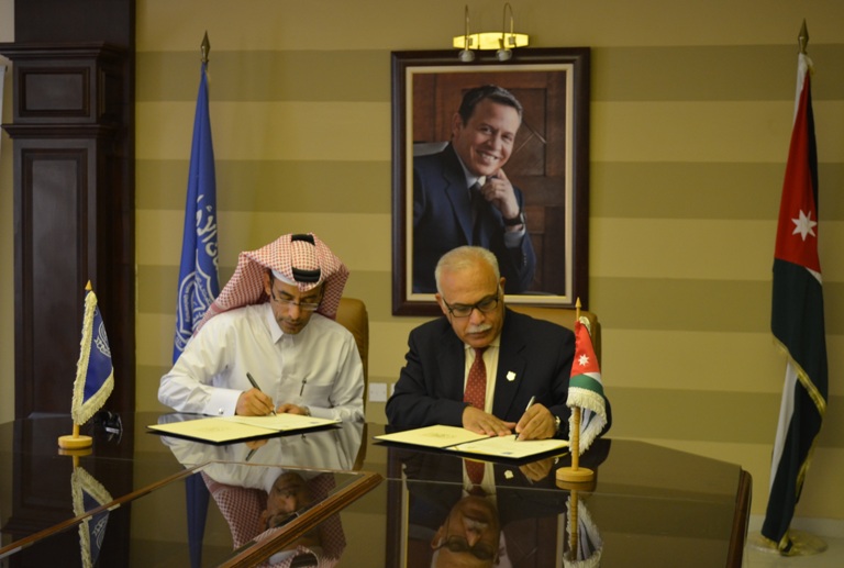 مذكرة تفاهم بين جامعة عمان الأهلية والأكاديمية العربية للسمع والتوازن