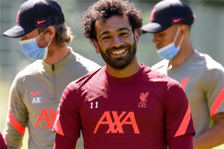 تقارير تكشف آخر تطورات تجديد عقد محمد صلاح مع ليفربول