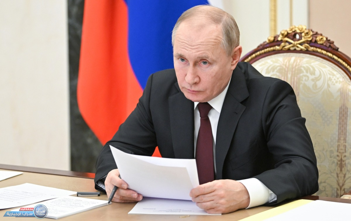 مرسوم رئاسي من "بوتين" يمنع إخراج ما يزيد عن 10 آلاف دولار من النقد الأجنبي من روسيا
