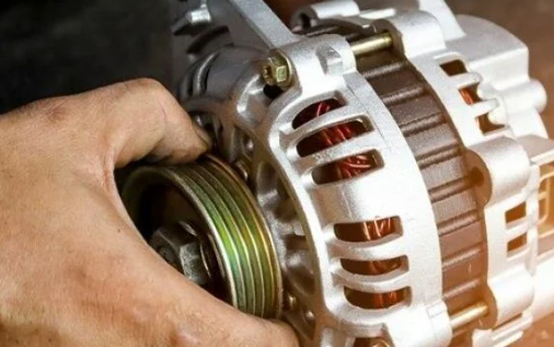 ما هي وظيفة الدينامو وعلامات خراب و تلف الدينمو