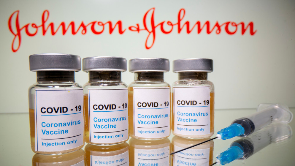 الولايات المتحدة تجيز استخدام لقاح جونسون آند جونسون المضاد لكوفيد-19