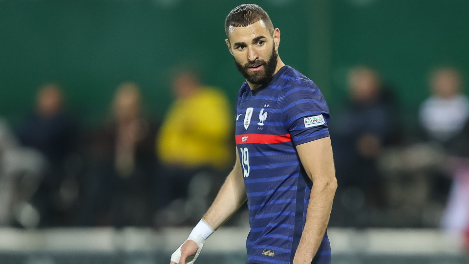 هل يتواجد بنزيما في نهائي كأس العالم؟