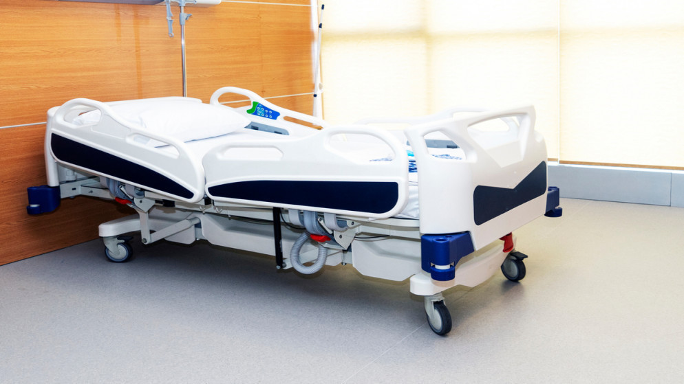 وزير الصحة يوعز برفد مستشفى الكرك بالكوادر التمريضية وأجهزة طبية