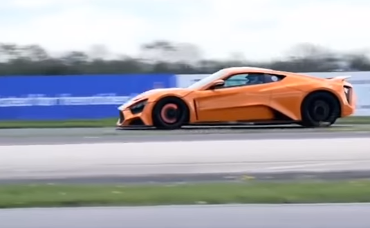 بالفيديو .. أسرع 10 سيارات فى العالم