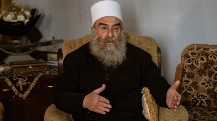 السويداء ..  الهجري يشكل فصيلا والبلعوس يعتبره نسخة من الحرس الثوري