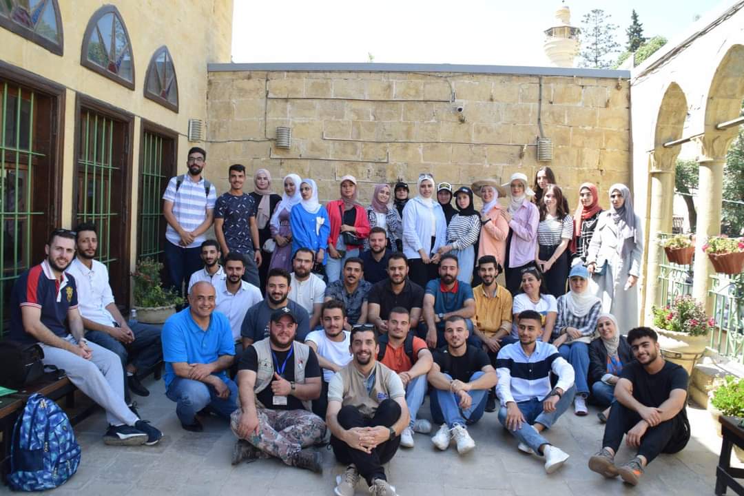 البرنامج الوطني للتشغيل الذاتي ينفذ رحلة تفاعلية لطلبة جامعة العلوم والتكنولوجيا لمدينة السلط 