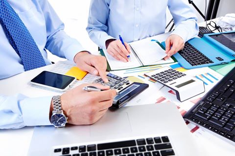 مطلوب محاسب للعمل لدى شركة صناعية كبرى في الاردن
