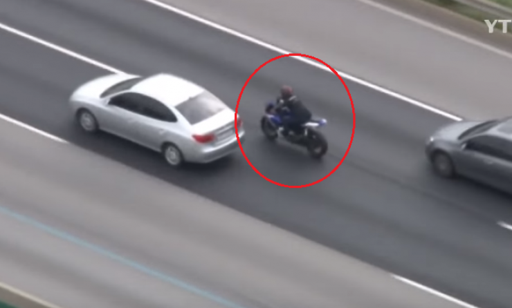 فيديو: الشرطة الكورية تطارد سعودياً يقود دراجته النارية بسرعة جنونية!