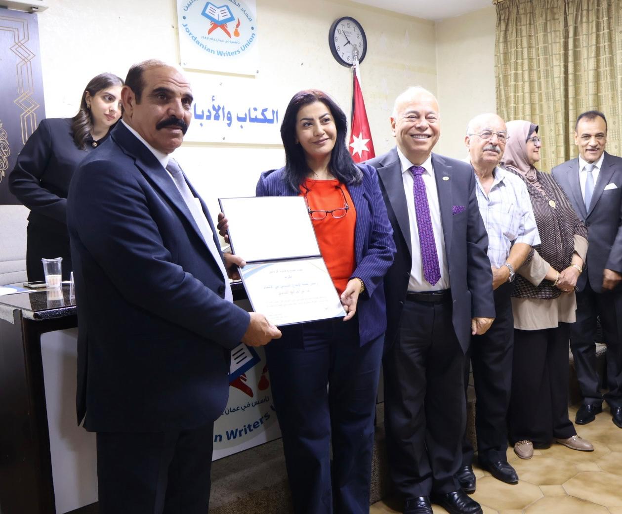 أبو النادي: دعم إبداعات الشباب خطوة نحو رفد الوطن بالمثقفين