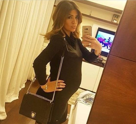 بالصور .. نجمات استعدن رشاقتهن بعد الولادة