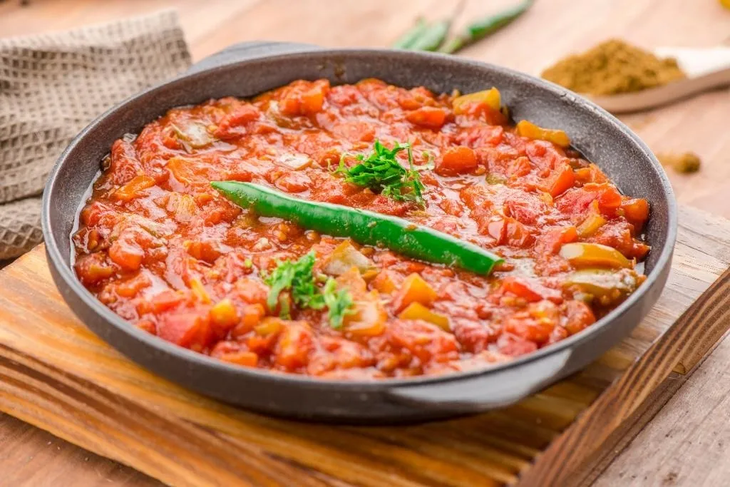 أخصائية تغذية : تناول البندورة يطيل عمر الإنسان