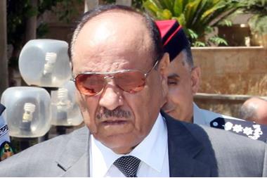 حكومة وزراءها شيباً يحيلون شبابها الى التقاعد بحجة تطبيق القانون!! فهل هي شروط "النهضة"؟!