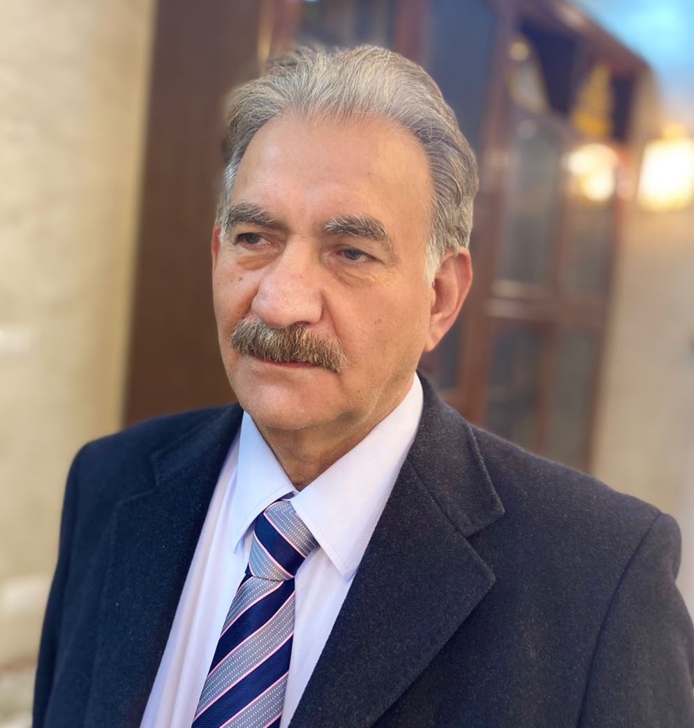 حياك الله يا صقر بني هاشم