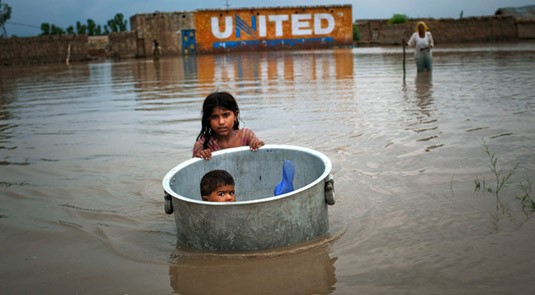 باكستان: 45 قتيلا ضحايا الأمطار والعواصف