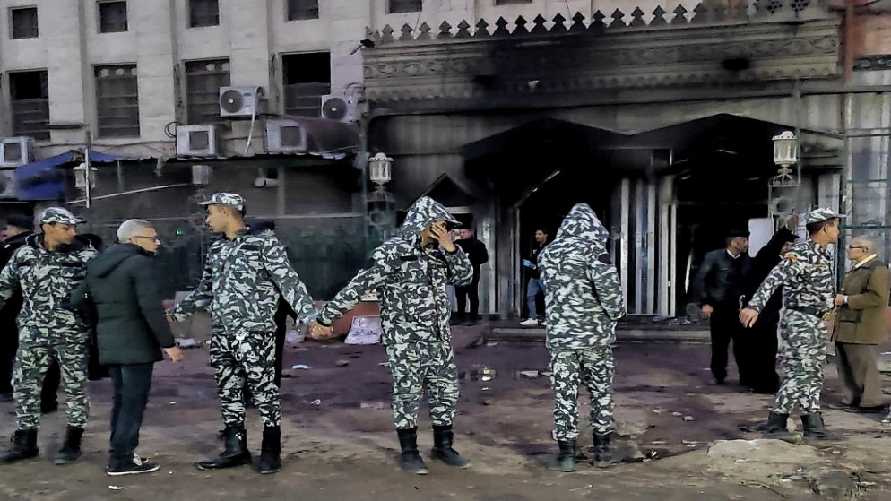 3 قتلى و32 مصابا في حريق بمستشفى في مصر