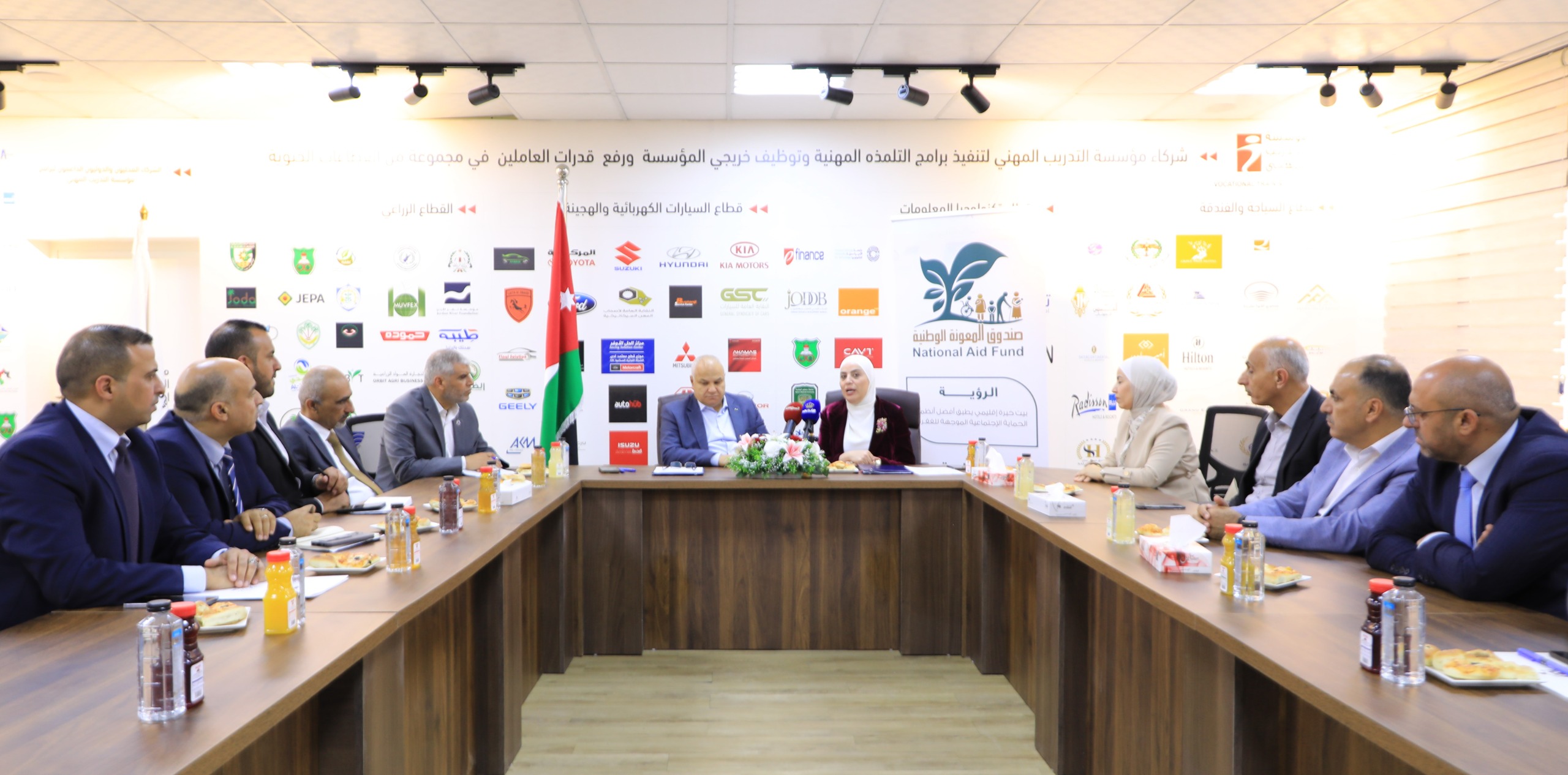 مذكرة تفاهم لزيادة تشغيل منتفعي صندوق المعونة من خلال البرنامج الوطني للتشغيل 