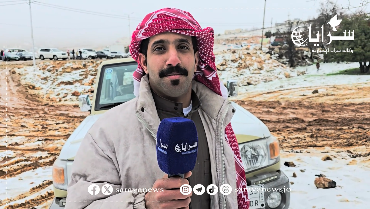 بالفيديو ..  الأشقاء السعوديون يشاركون أهالي عجلون فرحة تساقط الثلوج