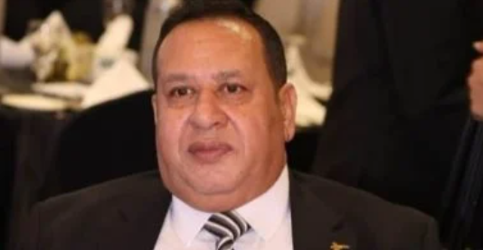 التحفظ علي أموال صبري نخنوخ وإدراجه وباقي المتهمين علي قوائم المنع من السفر