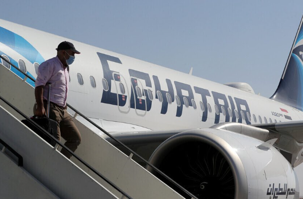  إغلاق المجال الجوي اليوناني لحين إشعار آخر 