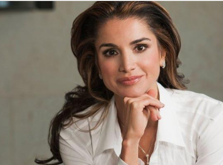 الملكة رانيا تهنىء بعيد الميلاد المجيد