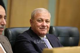 عطية يطالب الحكومة بإعادة العمل بالتوقيت الشتوي
