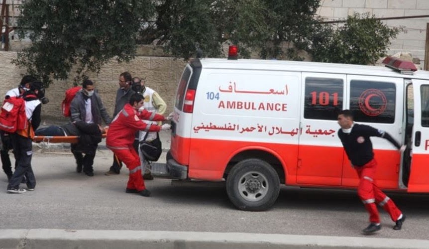 الهلال الأحمر الفلسطيني: 33 شهيدا من طواقمنا في غزة