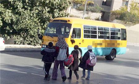 مدارس خاصة ترفع أسعار الكتب والزي المدرسي ..  و التربية لسرايا : سنتخذ اللازم بحقهم