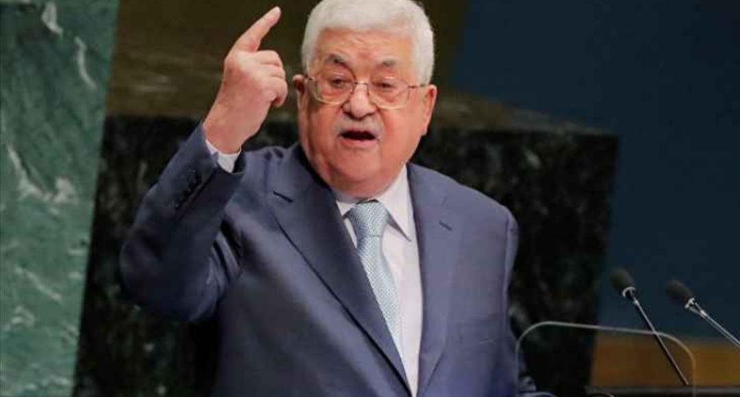 عباس يمهل الاحتلال الإسرائيلي عاما واحدا للانسحاب من الأراضي الفلسطينية وإلا .. 