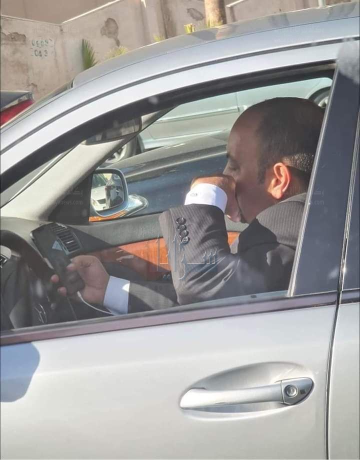أبو الراغب يغادر منصبه بهيئة الإعلام بعد مناكفته للصحفيين واشتباكه القضائي مع الزميل الخالدي