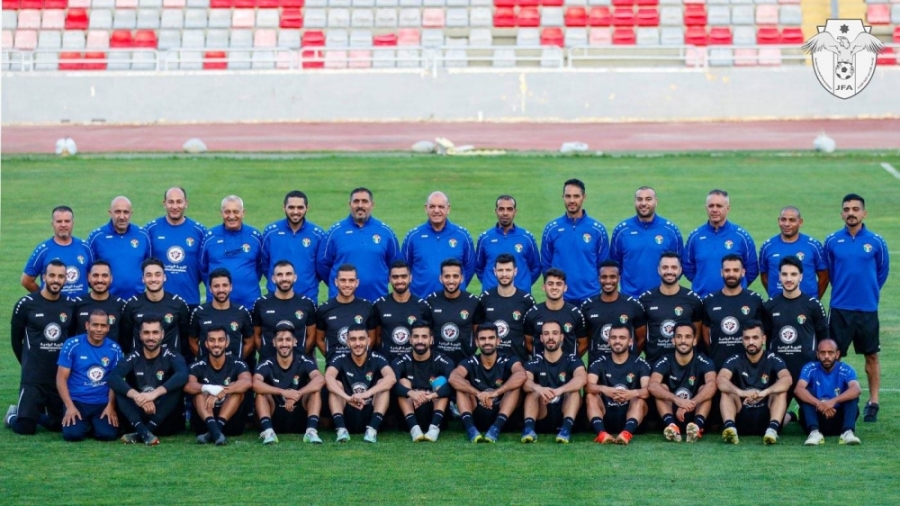 غموض حول مصير كأس آسيا 2023 لكرة القدم.
