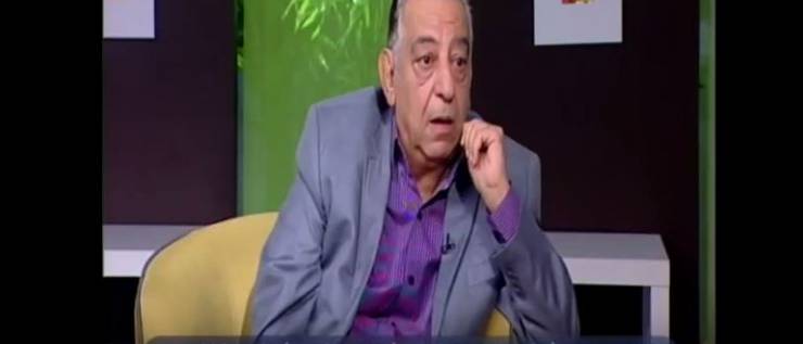 بالفيديو  ..  الفنان أحمد راتب يفقد السيطرة ويبكي بشدة على الهواء مباشرة!!