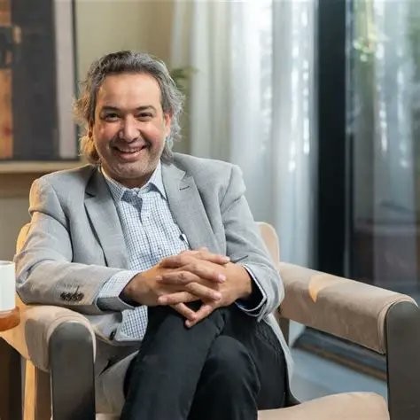 الحكم غيابياً بالحبس على الدكتور خليل الزيود
