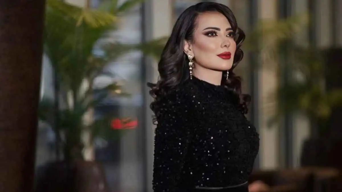 بعد 30 عاما على "خان الحرير" ..  أمل عرفة تدخل على خط المقارنة مع كاريس بشار 