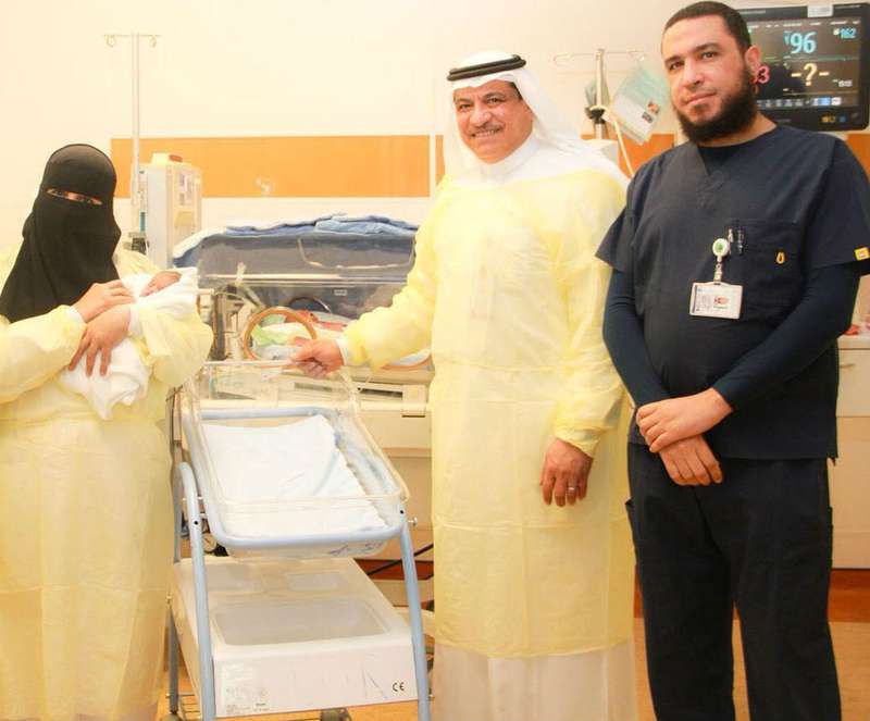 ولادة نادرة لـ4 توائم في مستشفى الأطفال بمكة