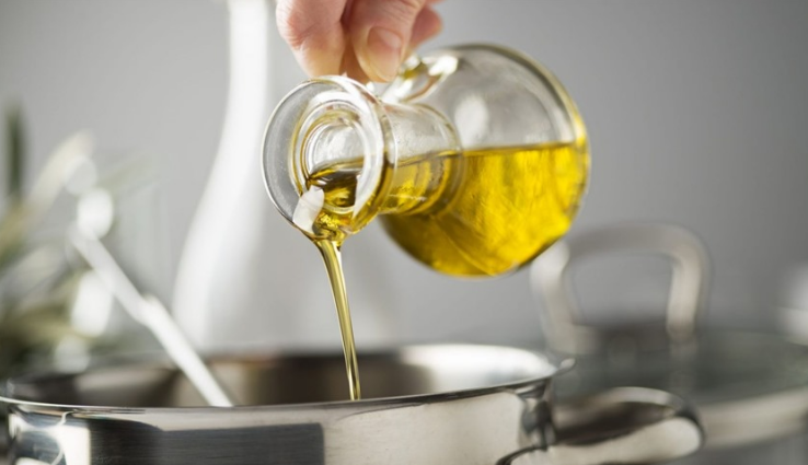 تناول الزيوت النباتية بدل الزبدة