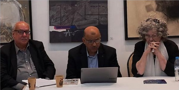 القاص والناقد زياد أبو لبن يوقع مجموعته القصصية الجديدة «رائحة الزينكو»