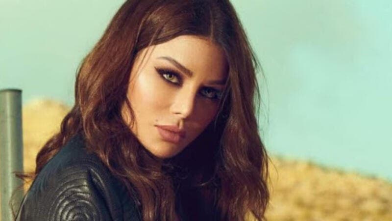 شاهد  ..  متابعة تثير غضب هيفاء وهبي والاخيرة ترد 