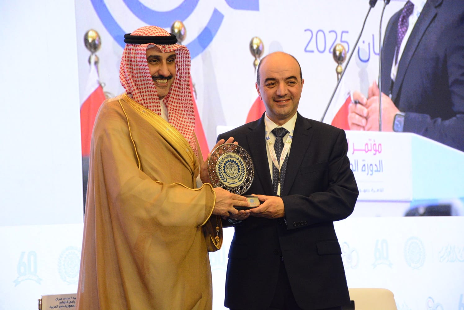 على هامش مشاركة صناعة الأردن اعمال الدورة الـ 51 لمنظمة العمل العربية تكريم الجيطان من العمل العربية