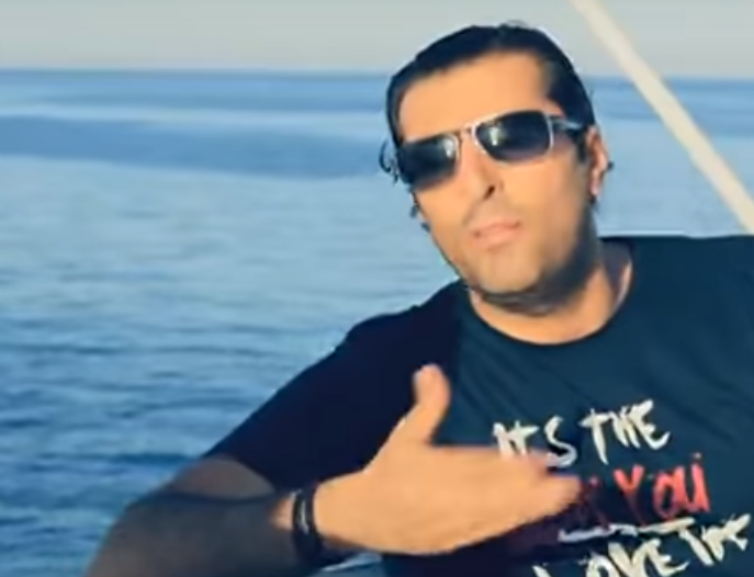 كاميرا خفية مع الفنان السوري باسم ياخور  .. اضحك من قلبك 