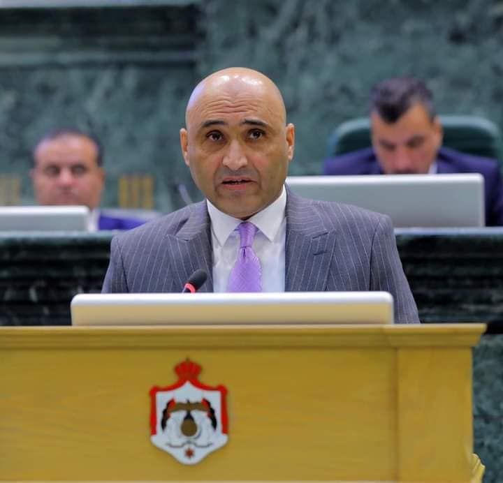 النائب أحمد السراحنة يوجه سؤالًا نيابيًا حول أوضاع المعتقلين الأردنيين في السجون السورية - وثيقة 