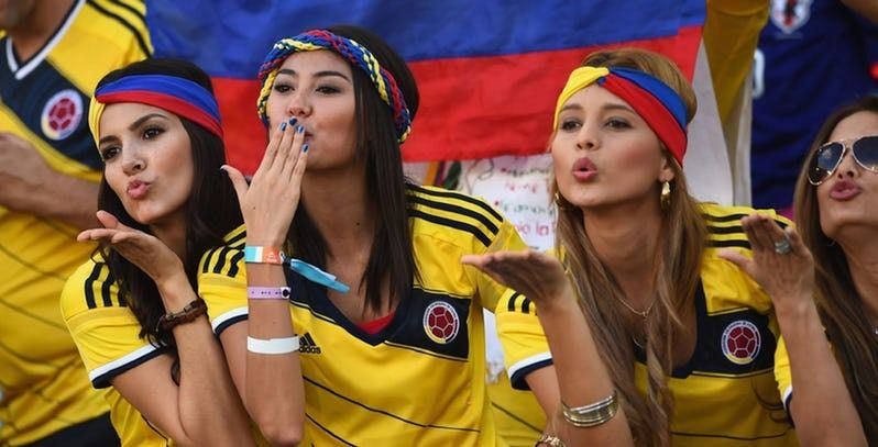 بالصور ..  10 دول تشتهر بجمال مشجعات كرة القدم
