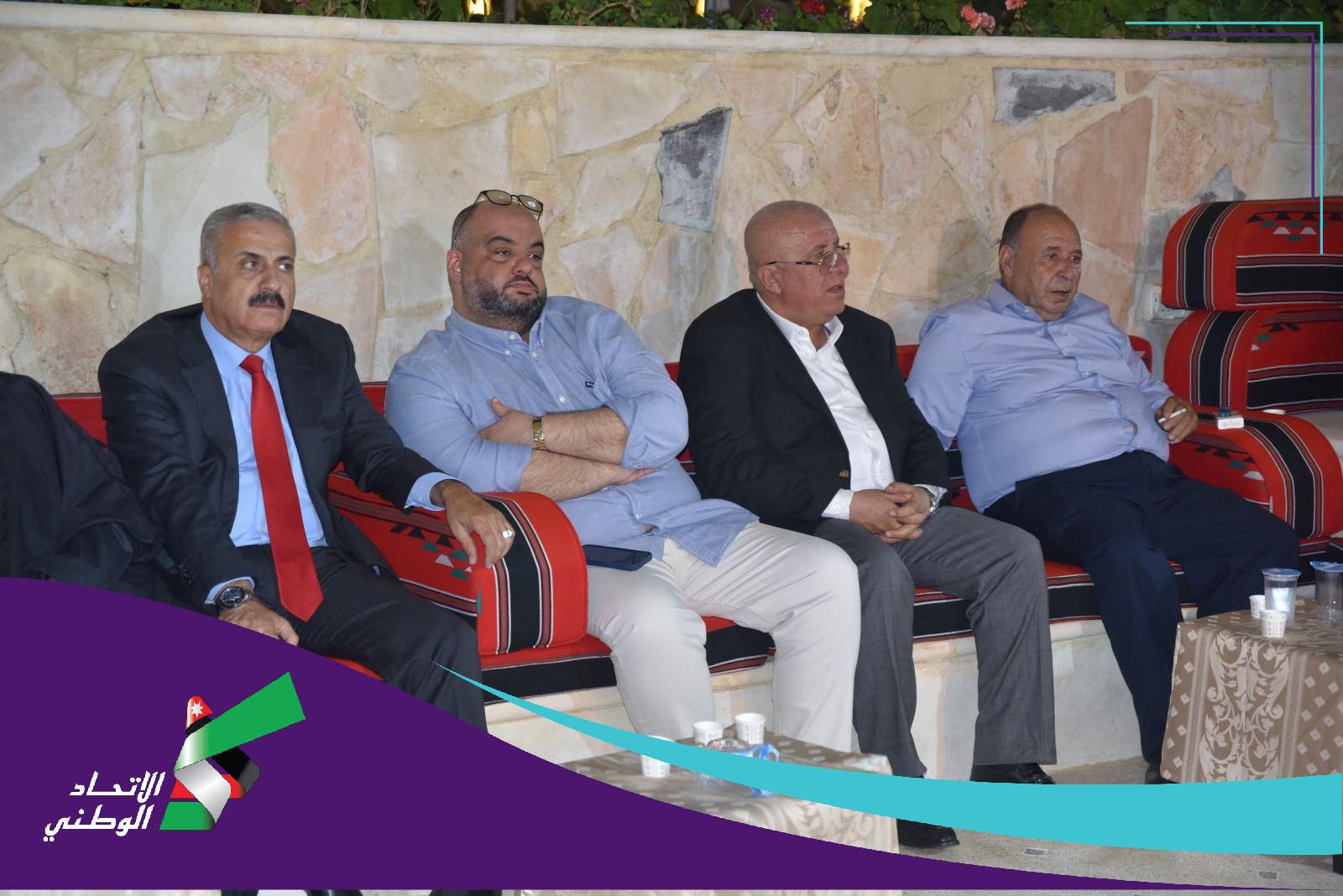 تيار حزب الإتحاد الوطني يلتقي وجهاء البلقاء .. صور