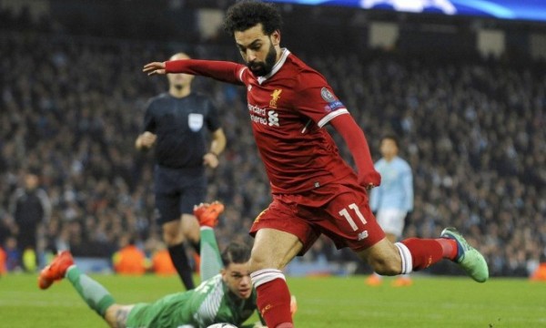 محمد صلاح يتنافس مع ميسي ورونالدو على جائزة أوروبية   