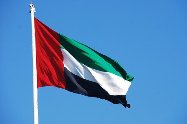 الإمارات: وفاة و626 إصابة جديدة بكورونا