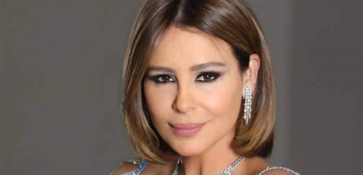 بعد إلغاء حفلهم: كارول سماحة تدافع عن "مشروع ليلى": هم أحرار فيما يعتقدونه