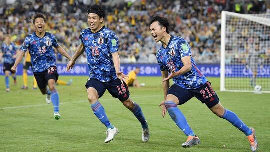 اليابان تتأهل إلى كأس العالم للمرة السابعة على التوالي