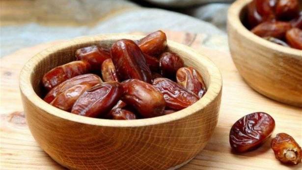 تناولوا التمر بانتظام ..  وحاربوا هذه الأمراض!