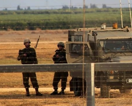 انفجار عبوة بجرافة للاحتلال على حدود غزة
