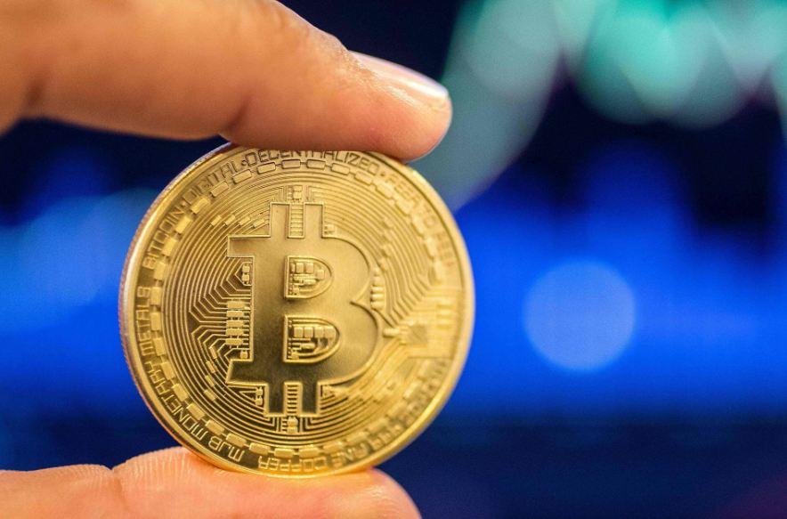 تعرفوا على أول صفقة بالعملات المشفرة بكرة القدم